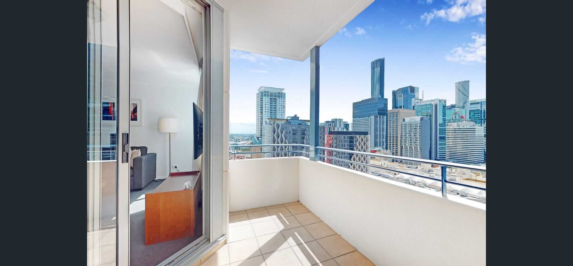 2604_95-Charlotte-Street-Brisbane-city-03.jpg