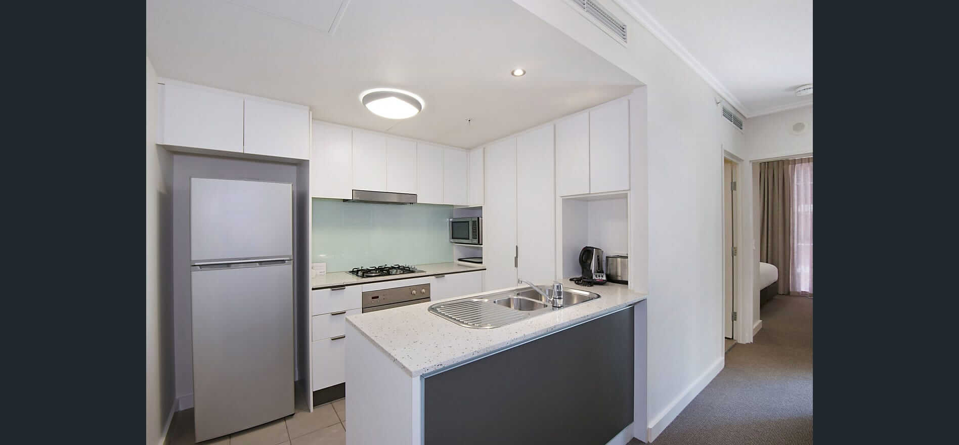 4646_108-Albert-Street-Brisbane-city-03.jpg