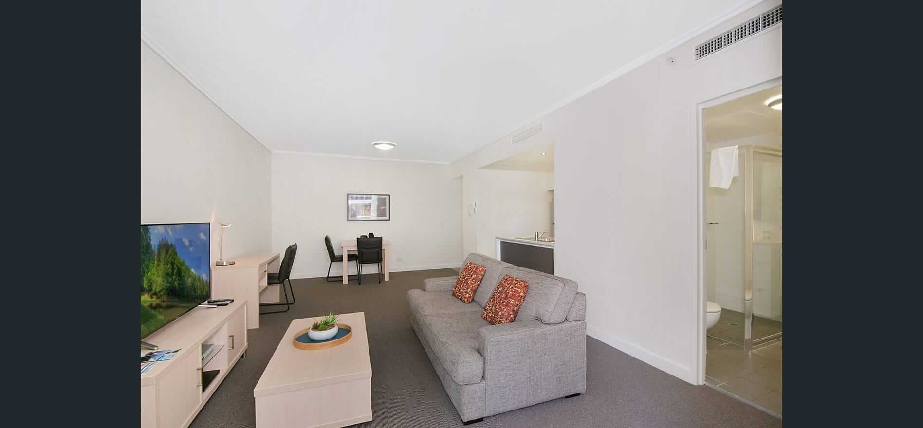 4646_108-Albert-Street-Brisbane-city-04.jpg