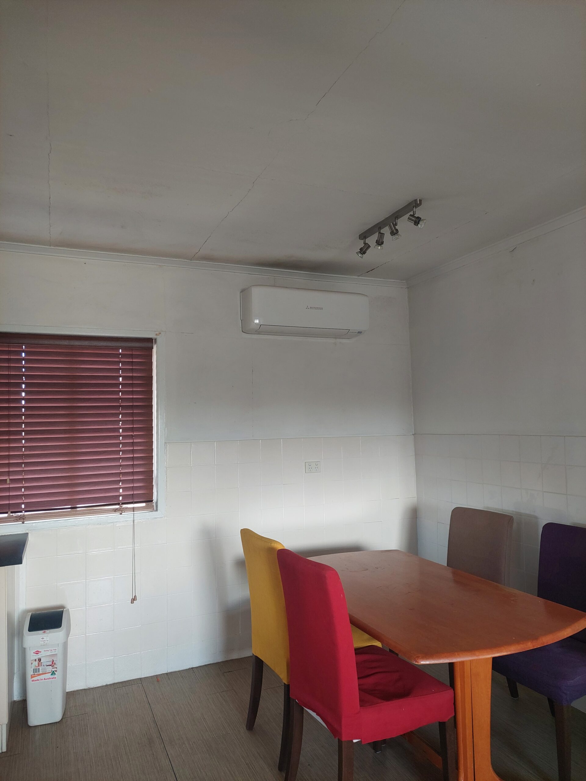 3 Rooms available for rent in Rocklea