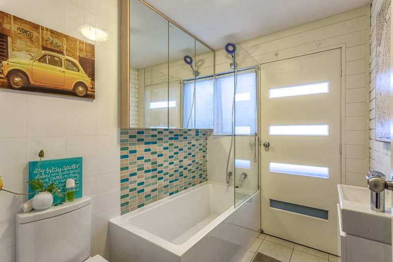 Double bedroom in share House The Gap