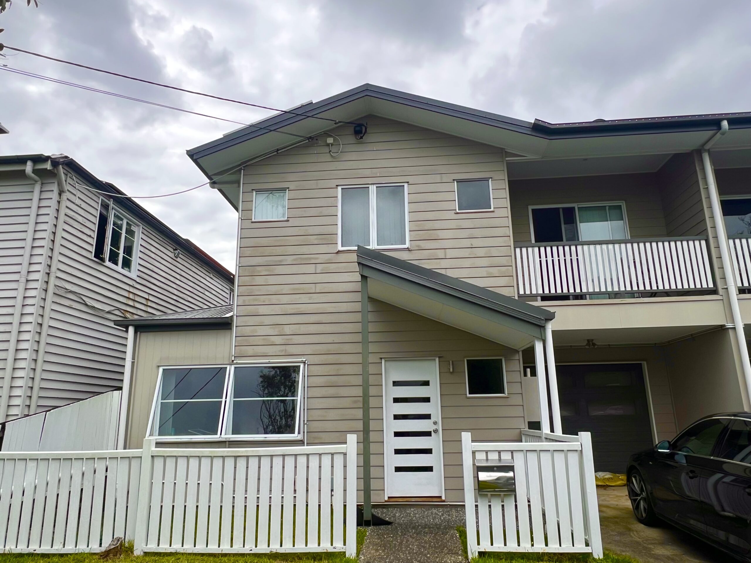 Standard Room Available for Lease Transfer in Newmarket – Open to All Genders
