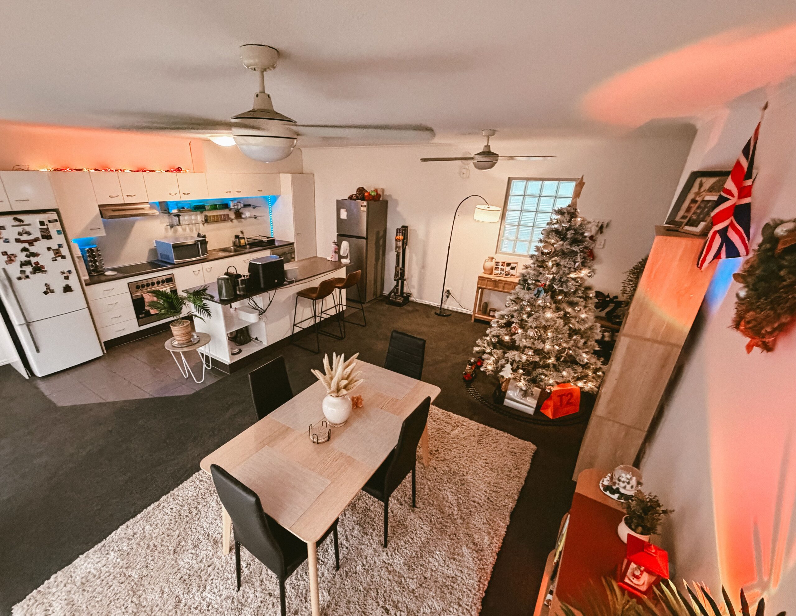 Room for rent – Ideal for a single woman (Long term preferred)