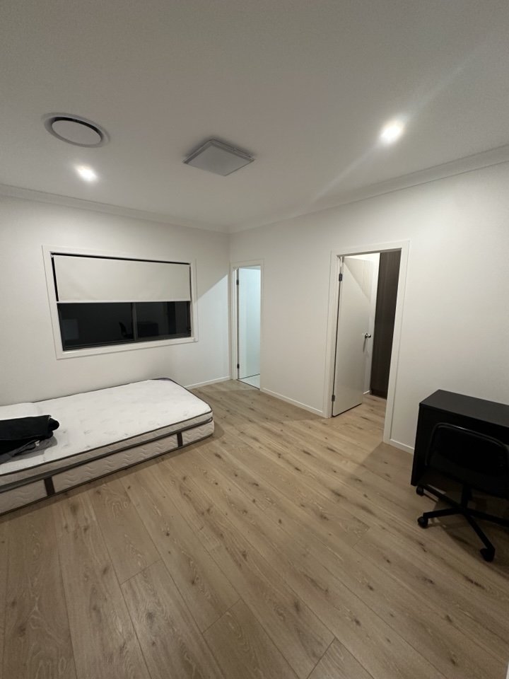17 Mulgowie St