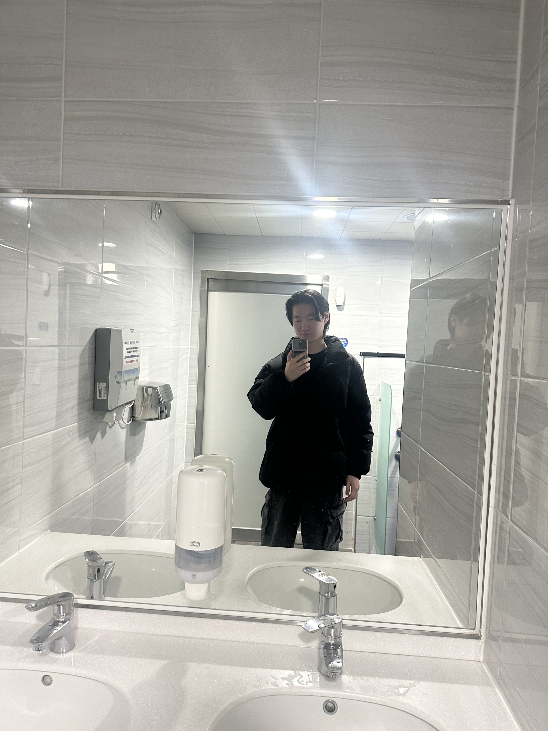 kjyksgkhg